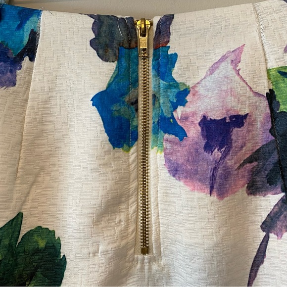 Philosophy Floral Skirt - Picture 3 of 6